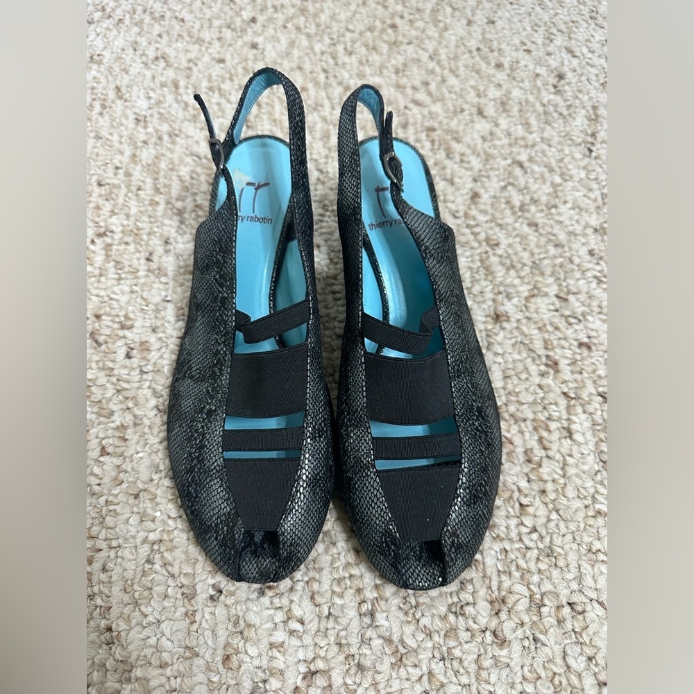 Thierry Rabotin Black Sandals Sleek Design size 37 or 6.5